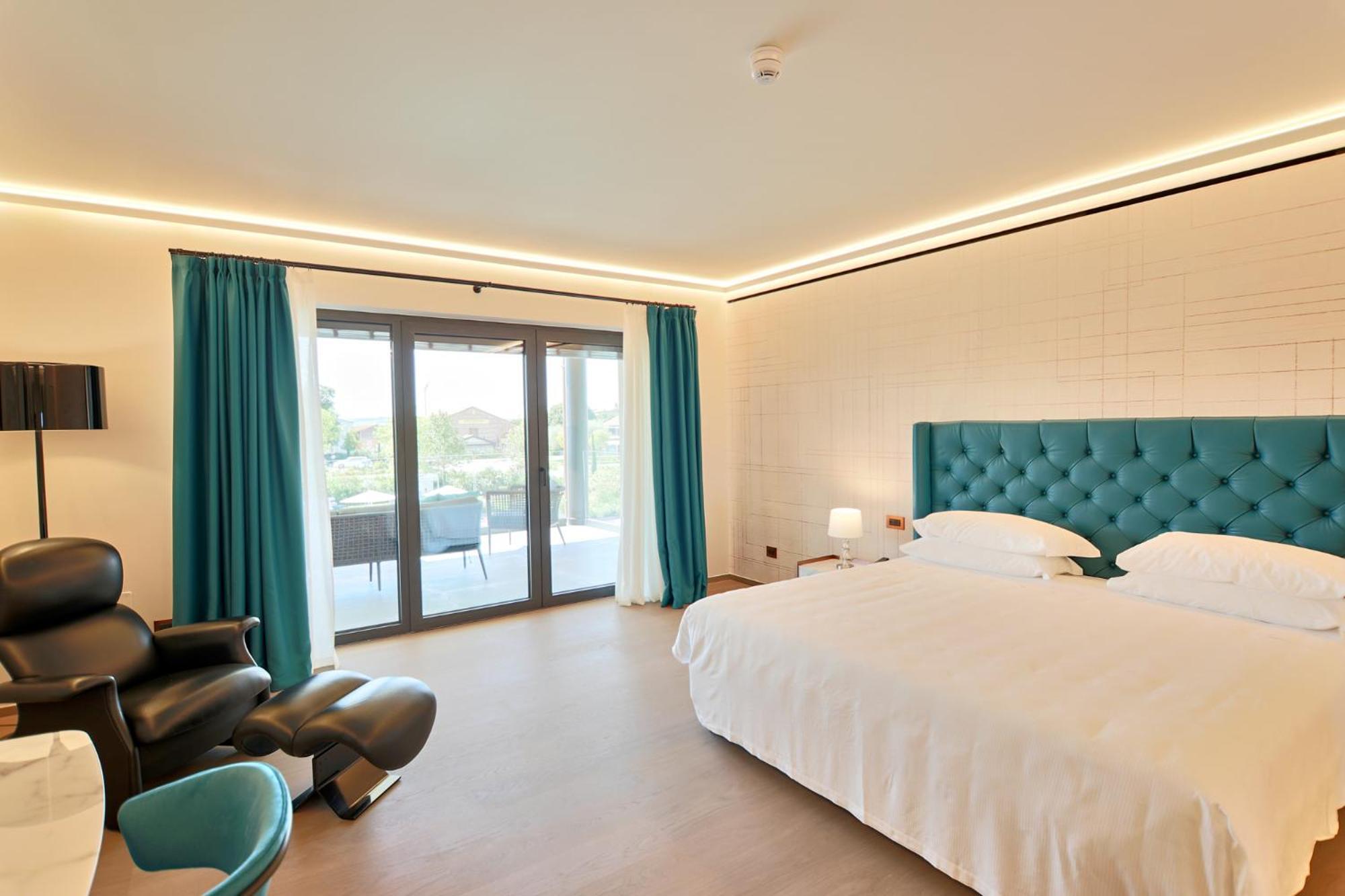 Hotel Veronesi La Torre Dossobuono Esterno foto